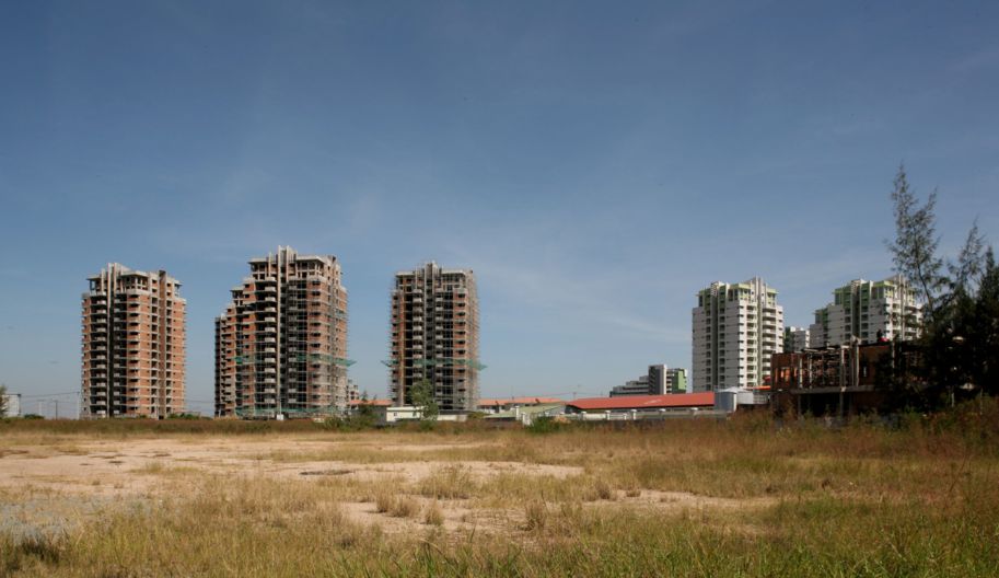 Specialiștii prognozează o ieftinire a terenurilor pentru construcţii imobiliare și în următoarea perioadă.