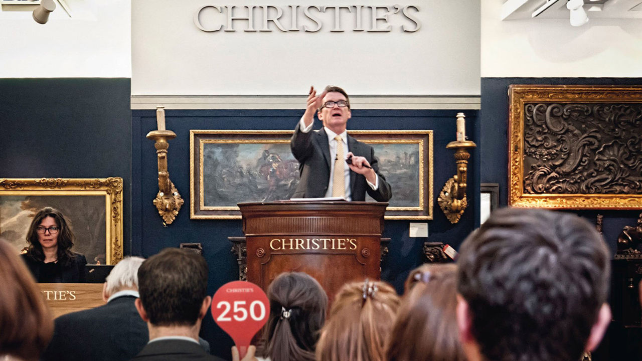 Christie's проведет аукционы в поддержку Украины.
