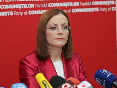Глава фракции депутатов от Партии коммунистов (ПКРМ) Инна Шупак.