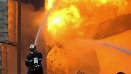 Un incendiu puternic a distrus peste 200 de metri pătraţi de furaje pentru animale în Slobozia. Foto: novostipmr.com