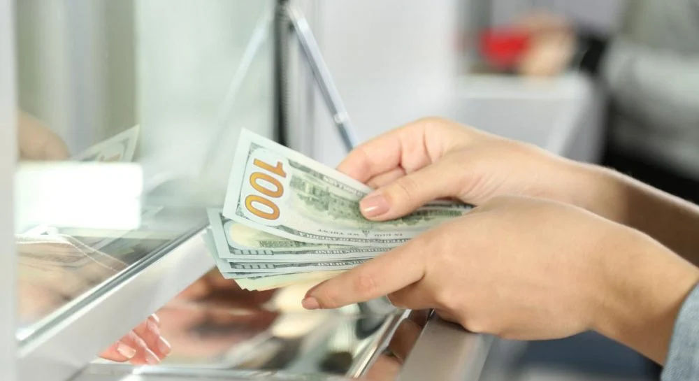 BNM: Transferurile de bani din diaspora, în creștere, după doi ani de scădere.