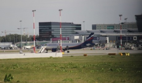 Un avion rusesc s-a ciocnit cu unul polonez pe aeroportul din Varşovia. 	Foto: paginaderusia.ro