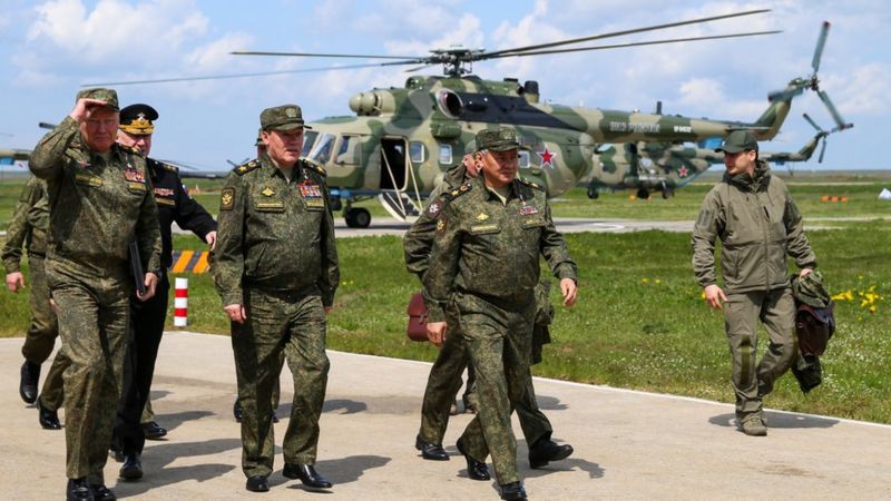 Россия объявила о начале отвода войск от границы с Украиной.