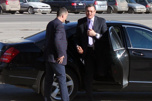 Ради Кормана Бельцы очистили от неправильно припаркованных авто.