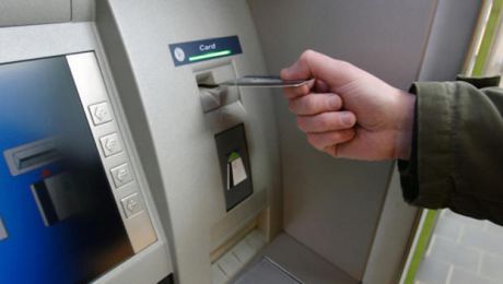 Circa 13 milioane de dolari, furate de la bancomate în mai puțin de trei ore. Foto: ziuaconstanta.ro