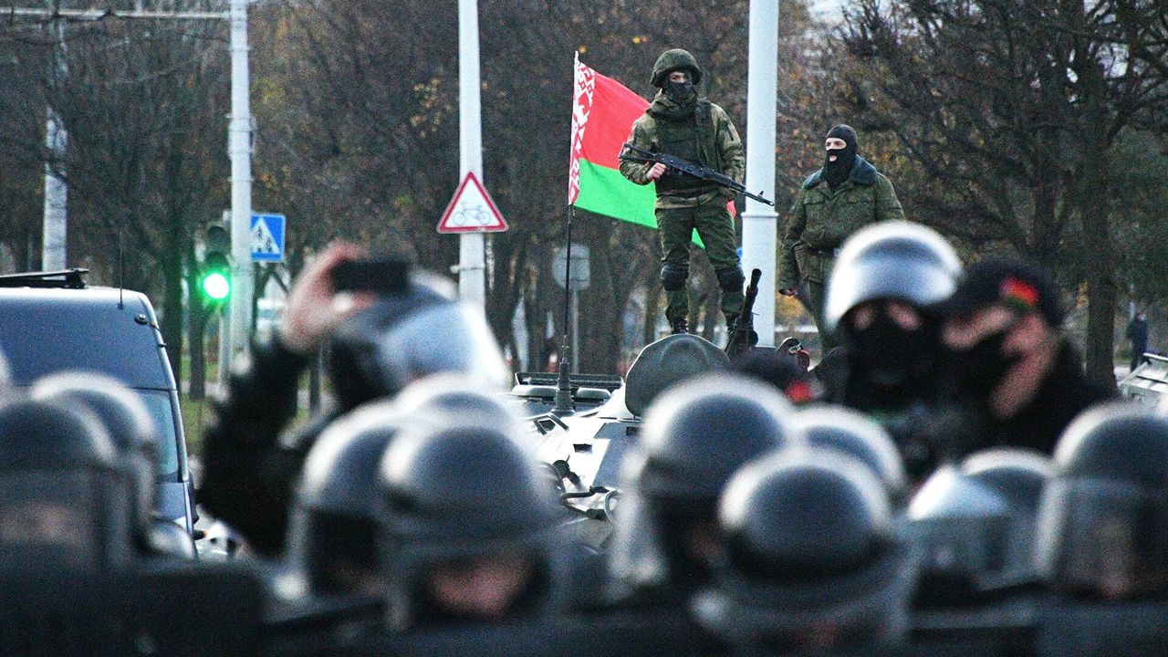 Очевидцы сообщили о применении силовиками в Минске пейнтбольного оружия. Фото: ria.ru.