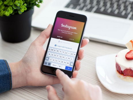 Instagram разрешил публиковать до 10 снимков в одном посте.