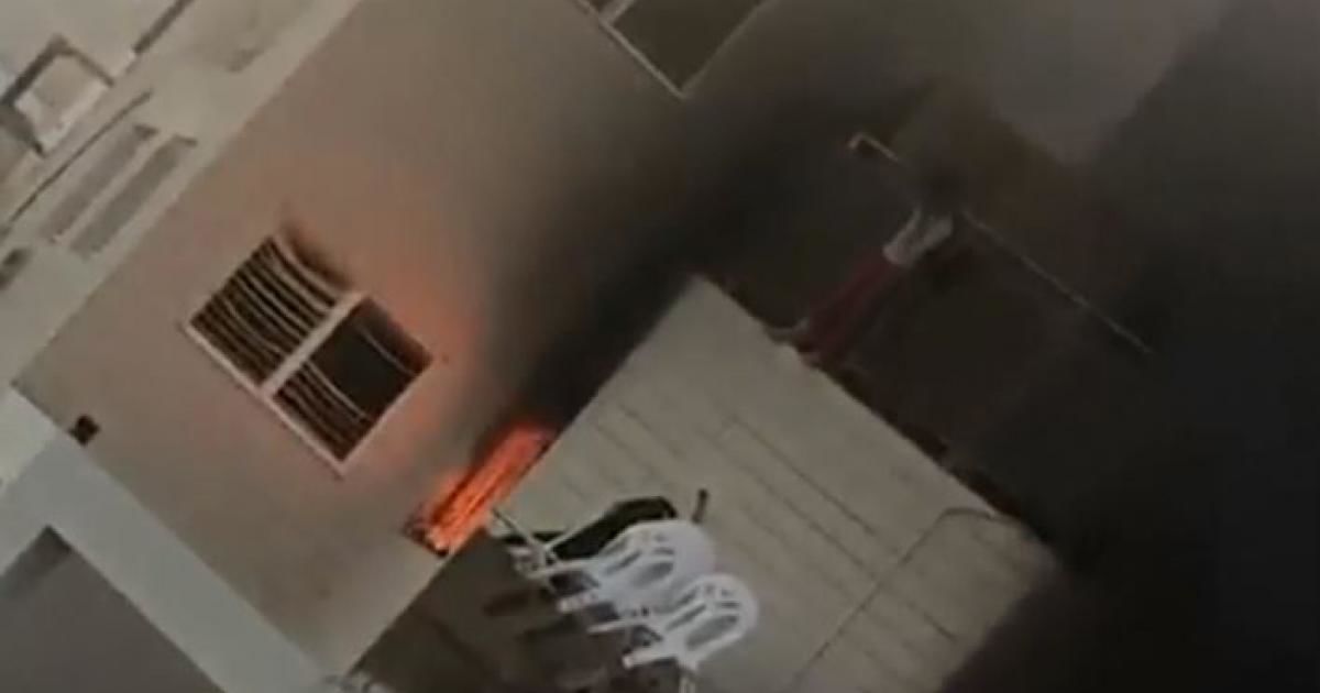Cum s-a salvat o fetiță curajoasă dintr-un apartament în flăcări. Foto: Captură video