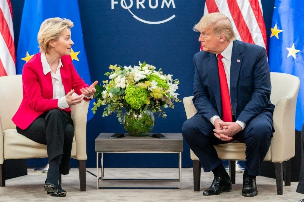 Comisia Europeană a declarat că Ursula von der Leyen și Trump au avut o conversație constructivă.