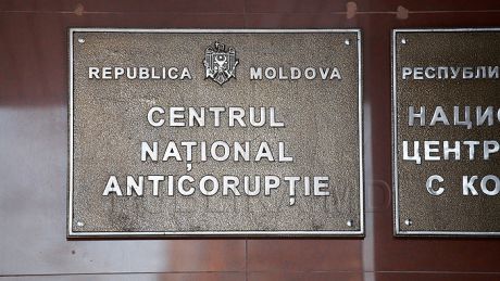 Foştii şefi ai BEM şi Banca Socială au fost audiaţi la CNA. Foto: publika.md