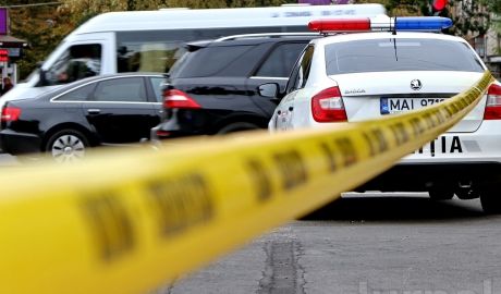 O femeie de 62 de ani a murit după ce a fost lovită în plin de un automobil în timp ce trecea strada neregulamentar. Foto: jurnal.md