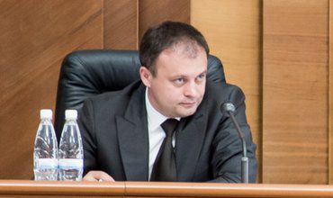 Председатель парламента Андриан Канду.