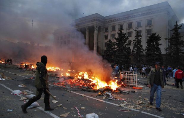 2 мая пострадали около 300 человек, погибли 48 человек.
