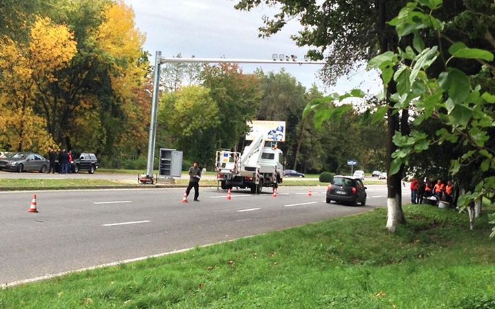 Vă îndemnăm să fiți precauți și responsabili și să respectați mereu normele de circulație rutieră.