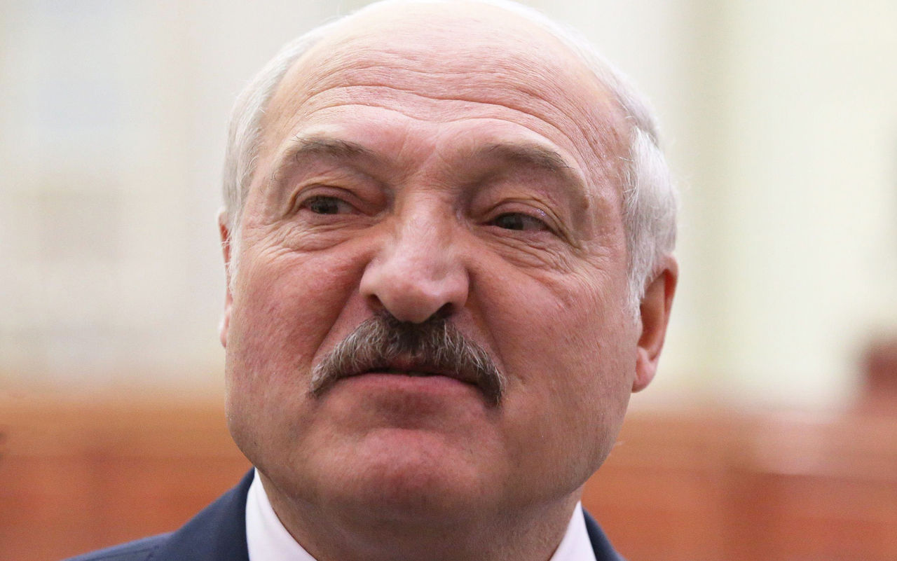 Лукашенко: Российская сторона несет ответственность за нарушение сроков и компенсация предусмотрена договором