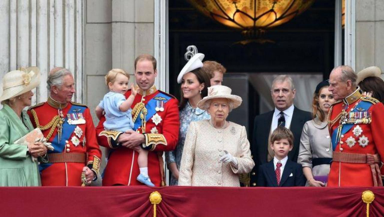 Prinţul Charles vine la înmormântarea Regelui Mihai.