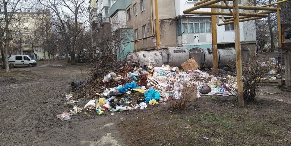 Жители Бельц считают среди главных проблем муниципия плохие дороги, уборку мусора. Фото: esp.md