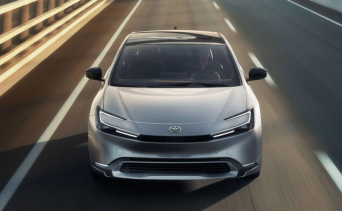  Toyota Prius впервые получит спортивную версию.