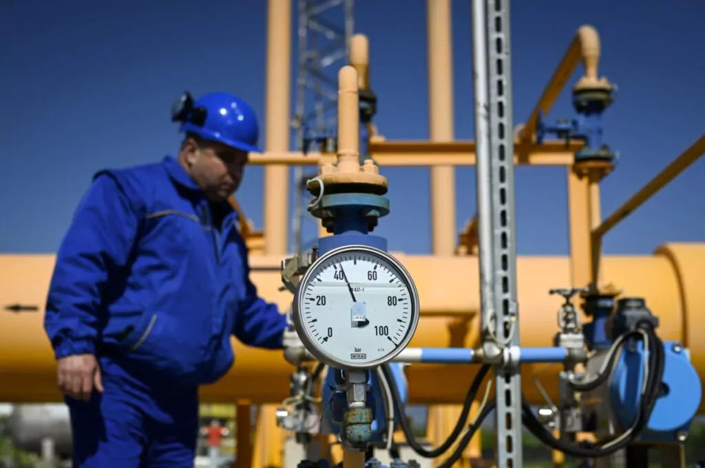 Producția de gaze în România s-a prăbușit cu 25%, dar exportul către Moldova continuă.
