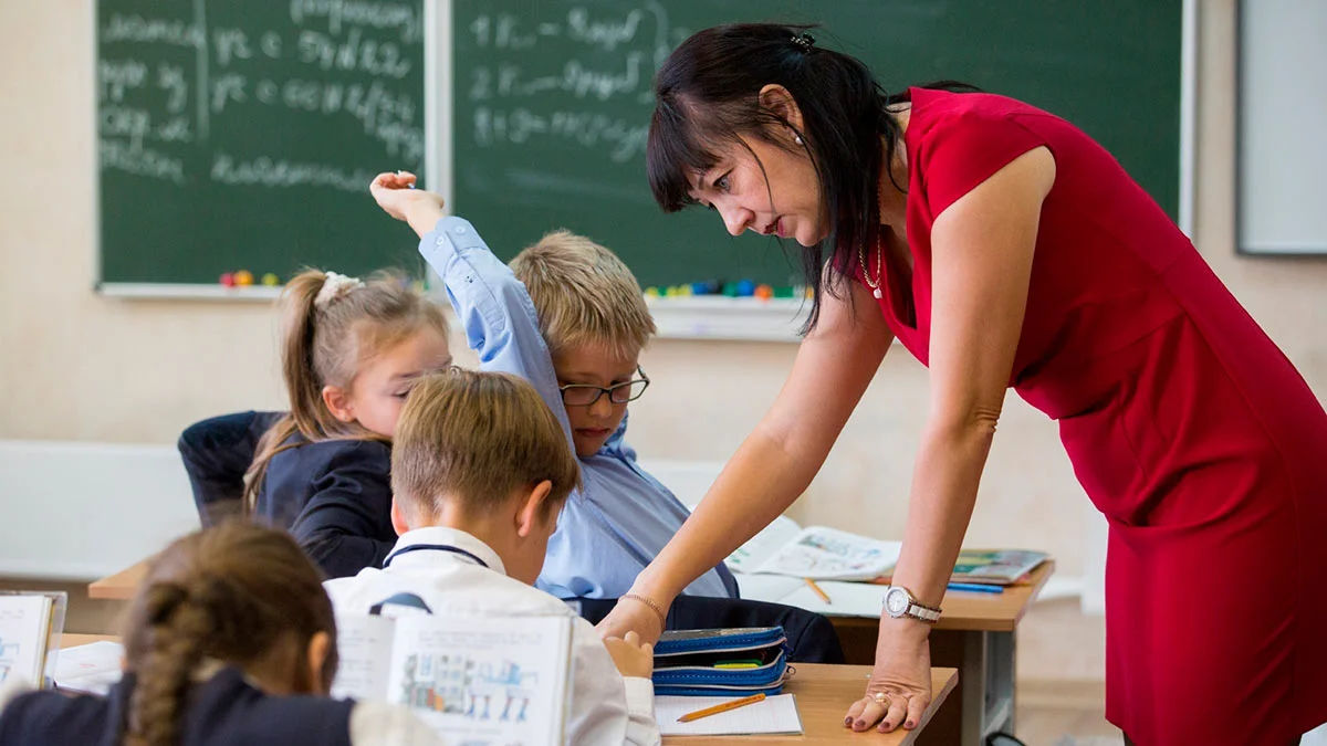 Ministerul Educației a deschis peste 1.500 de posturi vacante pentru tinerii pedagogi.