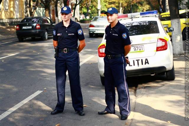 Șase polițiști s-au ales cu diferite traumatisme în urma altercațiilor dintre polițiști și protestatari care au avut loc, ieri, 6 septembrie, în fața Procuraturii Generale.