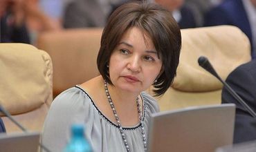 Социалисты потребовали заслушать в парламенте министра просвещения.