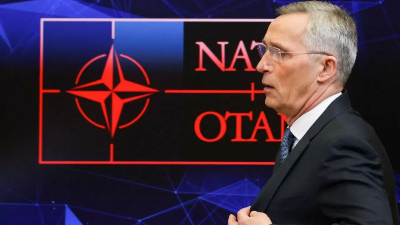 Столтенберг: Страны НАТО готовы предоставлять Украине оружие, пока это необходимо.