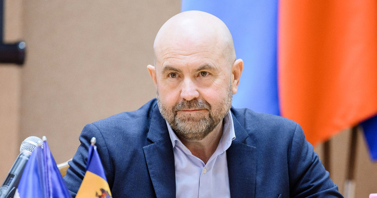 Drumul spre Aeroport nu poate fi reparat până în aprilie. Bolea: Doar lucrări de mentenanță.