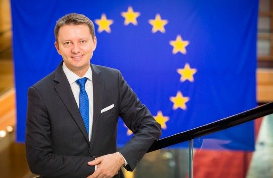 Мурешан назвал вотум недоверия кабмину Санду "стоп-краном" евроинтеграции.