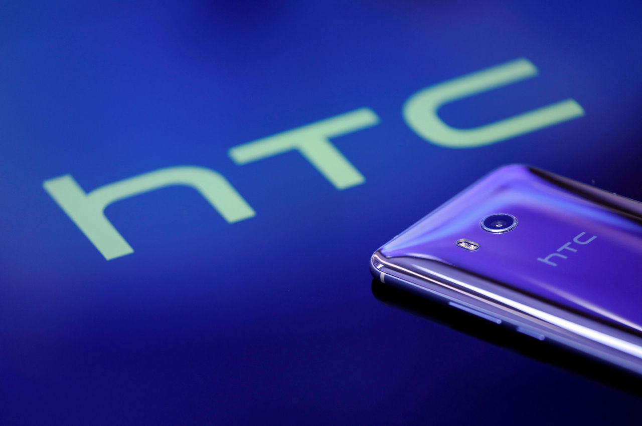 HTC объявила о разработке блокчейн-смартфона.