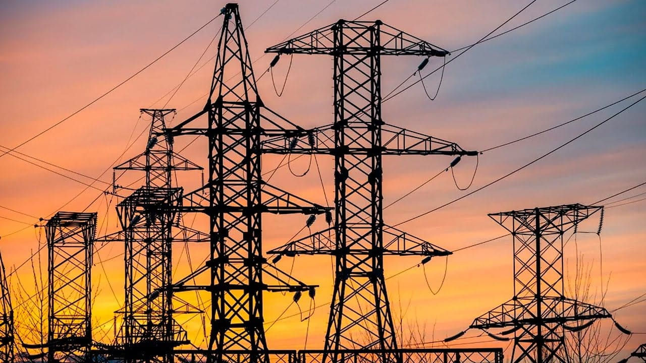 România exportă peste 1.200 MW de energie electrică către Moldova, pe fondul temperaturilor extrem de scăzute.