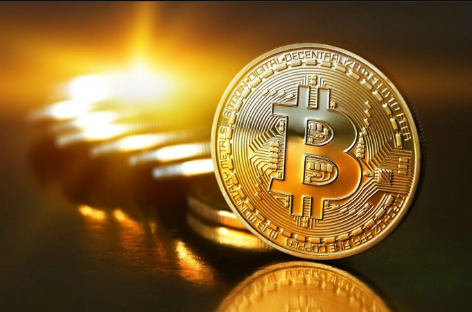 На крупнейшей по объему торгов криптовалютами бирже Binance биткоин вырос в цене на 1,89%, до 7,545 тысячи долларов