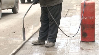 În acest an Primăria Sângerei a alocat peste 750.000 de lei pentru reparaţia drumurilor.