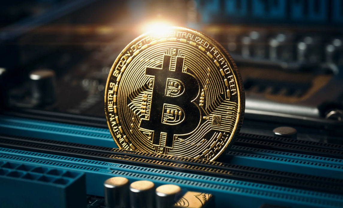 Курс биткойна побил полуторагодовой рекорд на отметке $39 425.