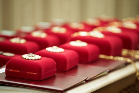 Несколько человек получили вчера награды из рук президента страны Николая Тимофти за высокий профессионализм и особые достижения перед государством. Фото: trm.md
