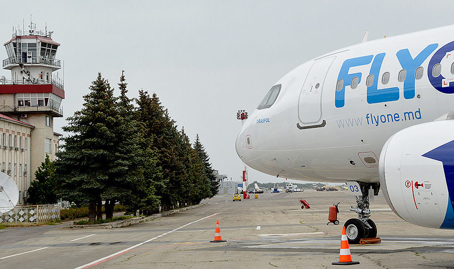 Несколько пассажиров застряли в аэропорту Кишинева. Фото: mld-spotters.ucoz.com