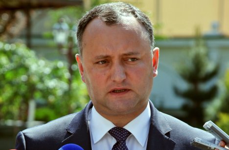 "Если Гречаная и Додон не проголосовали бы за Тимофти, ПСРМ могла бы расколоться", - сказал Додон. Фото: replika.md