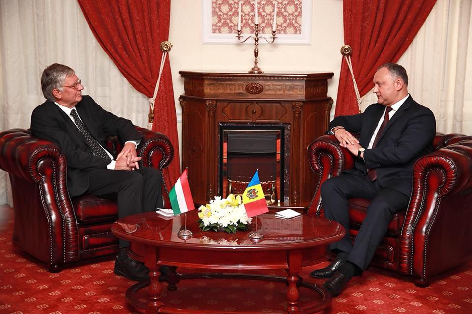 Președintele Igor Dodon a primit scrisorile de acreditare a trei noi ambasadori.