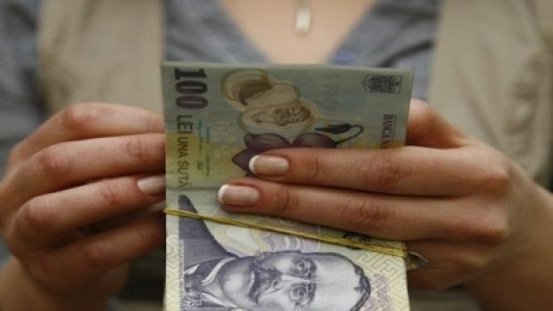 Moldovenii care-și fac studiile în România vor primi bursă și vara. Foto simbol: economica.net
