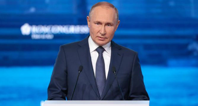 Путин предложил подумать об ограничении вывоза зерна из Украины в Европу.