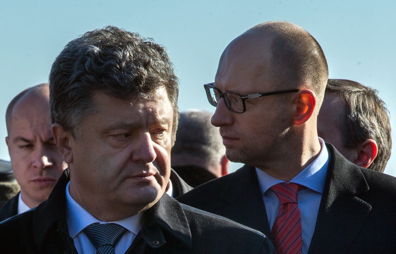 Яценюк сравнил Порошенко с танком.