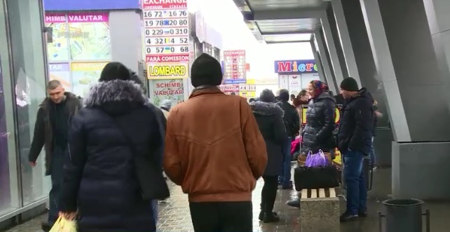 В Молдове действуют 60 автовокзалов. В ближайшее время на каждом из них появятся по 10 терминалов для оплаты купленных билетов.
