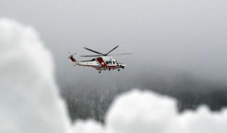 Cel puţin trei persoane au murit şi altele au fost rănite într-o avalanşă. Foto: ap.com
