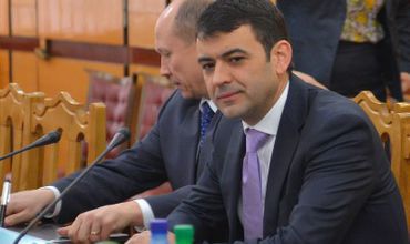 Габурич назначил пять новых советников.