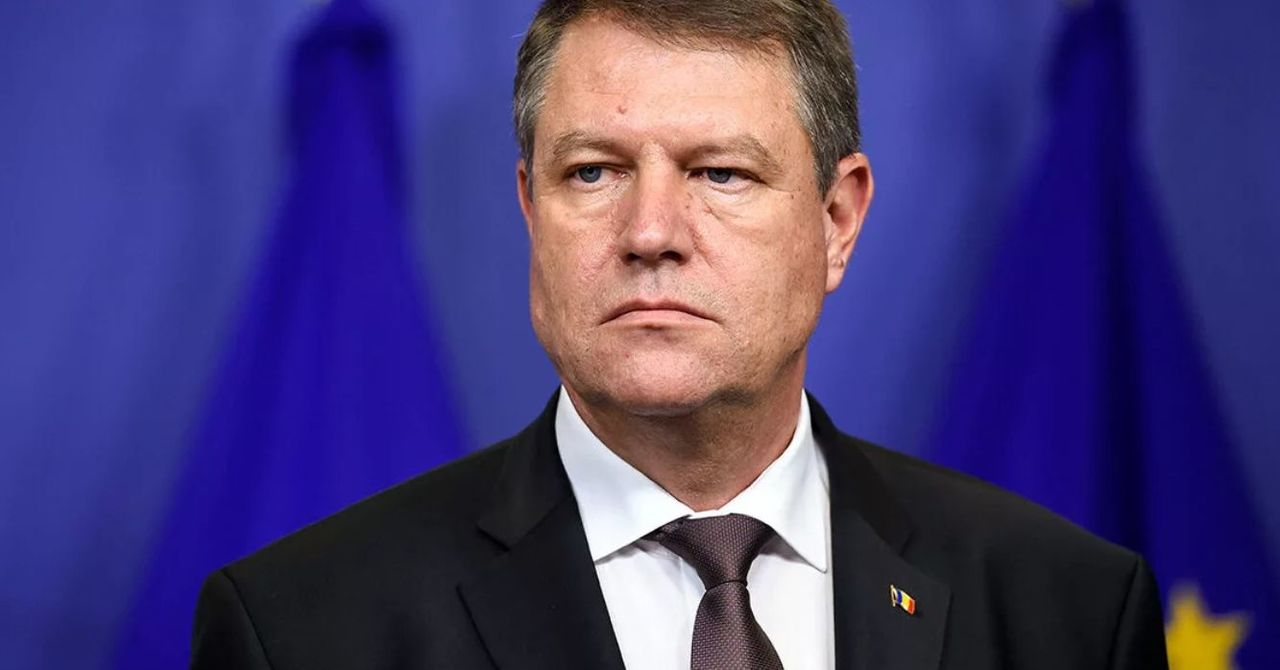 Йоханнис предложил на пост премьера отправленного в отставку Орбана.