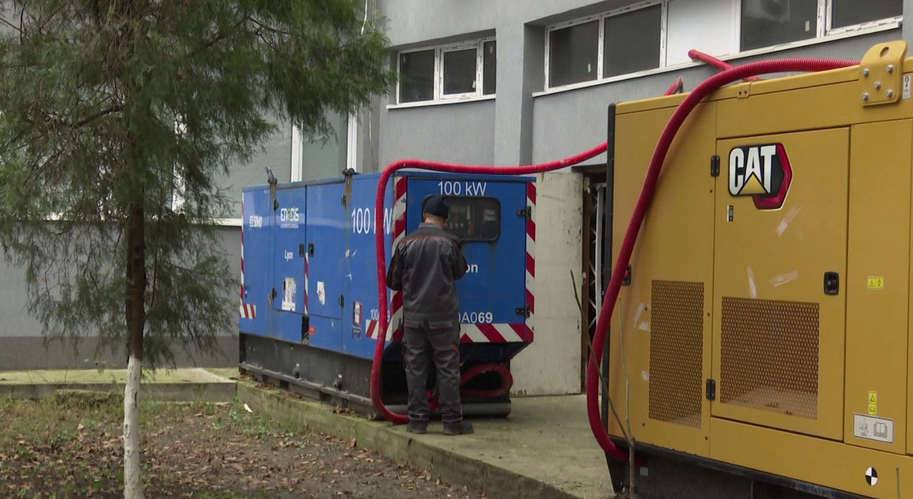 În spitalele din Chișinău se verifică generatoarele în cazul crizei energetice.