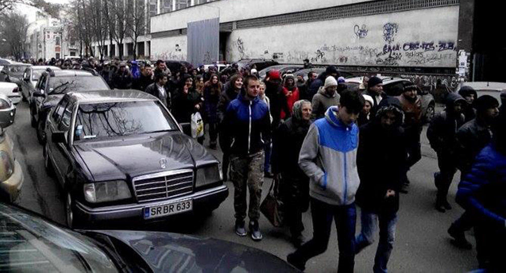 Următoarele acţiuni de protest ale socialiştilor vor fi organizate inclusiv la Parlament. Foto: Sputnik/ Nicolai Costirchin