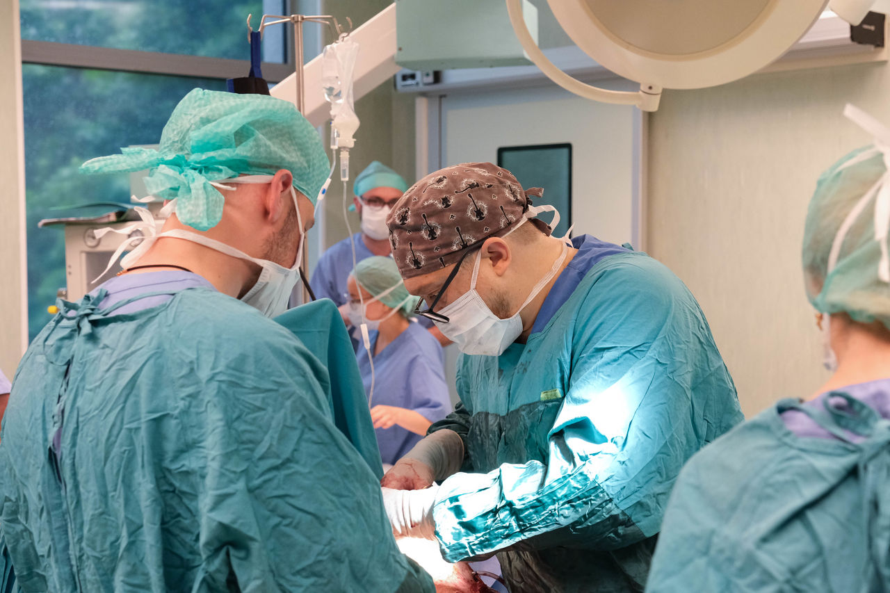 Medpark: В Молдове впервые провели удаление метастазов печени лапароскопическим путем.
