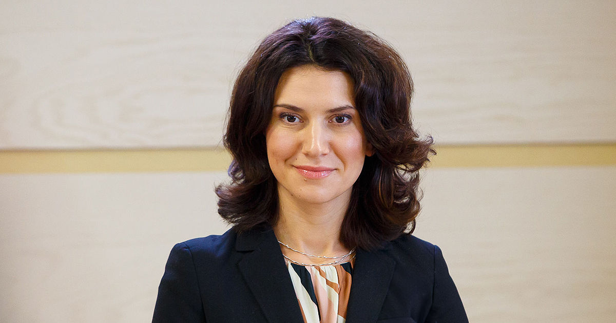 Olesea Stamate a colectat semnăturile necesare și le-a depus la CEC.