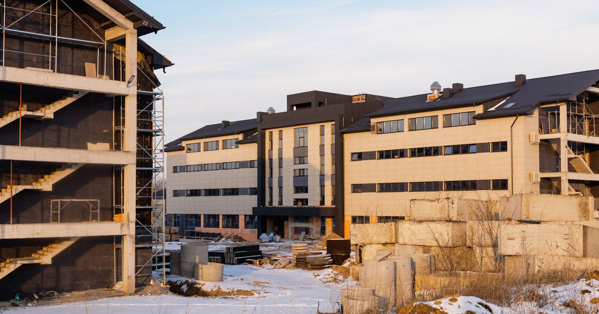 Воинская часть в Бачое продолжает расширяться.